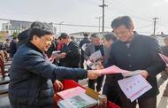 潛山：“五送”服務(wù)到村鎮(zhèn) 農(nóng)技下鄉(xiāng)促春耕 