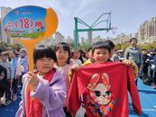 连续报道 | “衣暖童心 传递温暖”  蚌埠一学校千余学生捐衣传爱