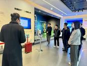 创新馆内看发展！“进击的芜湖——全国主流媒体芜湖行活动”走进芜湖产业创新馆