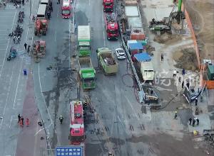 直击河北燕郊爆燃事故 搜救仍在进行 已接近尾声