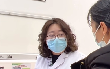 乳腺结节什么情况下考虑癌变可能？