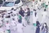 廣東一午托班工作人員 當眾將小孩拎起摔在地上？ 當地兩部門回應