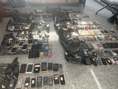10年間222部手機無人領，舒城公交喊你來認領手機