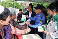 裕安區城管局舉辦“踐行新時尚·分類志遠行”活動