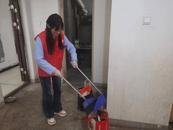 合肥高新區長寧中心：入戶服務送清潔 真情關愛暖人心      
