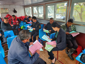 安全知識(shí)進(jìn)船艙 水上安全添保障