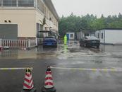 病毒学家张永振实验室门口搭帐篷住3天 记者实探：多名保安守门 学生担心影响毕业