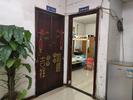 五旬保安队长涉嫌多次性侵65岁女队员，已被逮捕