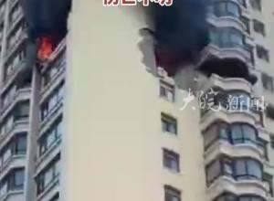 哈尔滨一高层住户家中突发爆炸起火 ，回应：相关部门已到现场，伤亡不明