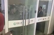 網傳“杭州南站出站口擁堵多人摔倒”，最新通報