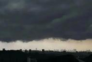 特大暴雨+11級雷暴大風+冰雹！中央氣象臺雙預警連發