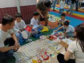 合肥市亳州路街道水西門社區開展“童益行——萌娃當家·讓愛傳遞 跳蚤市場愛心義賣”活動  