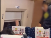 就是這么犟？高鐵上倆女子拉扯遮光簾40分鐘，12306回應