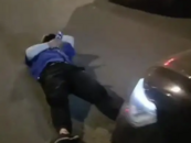 濟南一城管與私家車主爭執(zhí)后倒地攔車？車主質(zhì)疑其碰瓷，當?shù)鼗貞?yīng)
