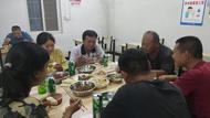 阜陽一政府大院讓農(nóng)機手免費吃住
