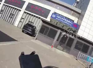 大皖正能量 | 仅用时6分钟！马鞍山一男子严重烫伤 交警一路护送转院