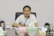 縣委書記謝建軍主動投案，5天前還在開會