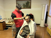 雪華鄉(xiāng)（宏業(yè)村街道）第一社區(qū)：情系退役“老兵” 溫情服務(wù)暖人心