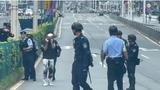 东莞虎门镇一男子涉嫌持刀抢劫被抓 曾在马路持刀与警方对峙！