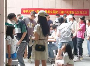 如何判断孩子身高矮小和性早熟？