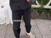 攝影師帶顧客拍照遭男子怒斥“滾出去”，景區回應