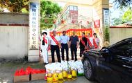 殷月琴團隊到樅陽縣雨壇鎮中心敬老院開展慰問活動