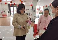 工行安庆宿松支行开展感恩母亲节特别活动