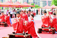 霍邱縣：集體婚禮樹新風
