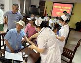 大觀區大湖社區開展“關愛男性健康 助力健康中國”義診進社區活動