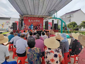 韓擺渡鎮(zhèn)：送戲下鄉(xiāng)文化惠民 法治護航和諧鄉(xiāng)風(fēng)