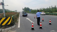 裕安區(qū)單王鄉(xiāng)：交通勸導(dǎo)“不停歇” 筑牢道路“安全線”