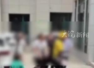 兰州一小区物业员工 使用电警棍威胁外卖员？ 警方通报：行拘7日