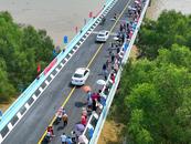 廣州瀝心沙大橋今日恢復(fù)通車，主通航孔涉及橋墩防撞能力提升，預(yù)計(jì)7月底完工