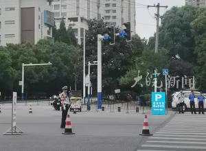 高考英语听力考试期间，合肥多路段临时交通管制 