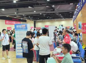 130多家高校参与！大皖新闻正在直播 现场高招咨询会（合肥站）