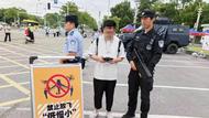 高考首日，池州公安打擊“黑飛”維持秩序