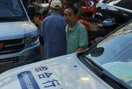 四川南充“執(zhí)法車占道致?lián)矶隆币P(guān)注 相關(guān)駕駛員已接受交警部門處罰