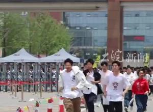 脑瘫高考生程雅琴：“我要做一个为国家有用的人”，校长看她答题的样子禁不住流泪