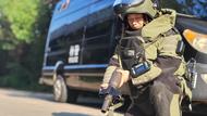 合肥特警排爆服下的300秒“烤”驗，邊檢民警無空調貨倉內的“汗”衛行動