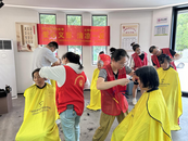 望城街道安豐社區：愛心義剪進社區 貼心服務清涼一夏