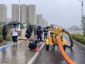 潁州區(qū)城管局聞汛而動 做好暴雨天氣防汛保障