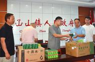 樅陽縣衛(wèi)健委為沿江三鎮(zhèn)配送防暑藥品