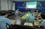 雨中守護者——市交通執法二大隊全力保障汛期道路出行安全