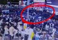 長沙發生一起交通事故 警方通報：8人受傷  司機清理后座物品致車輛失控