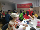 鼓樓街道大田拐社區(qū)開展“玩轉(zhuǎn)夏日，樂享冰爽” ——DIY手工冰粉活動(dòng)