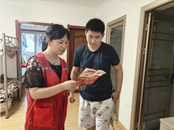 雪華鄉(xiāng)（宏業(yè)村街道）第二社區(qū)積極開展征兵入戶宣傳工作