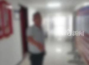 山西介休一公职人员 当众撕毁群众办事材料？当地回应：高度重视 正在调查