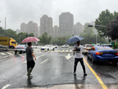 金安區望城街道郝家崗社區：積極應對強降雨，全力以赴做好防汛工作