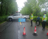 加強汛期路面巡查  確保道路安全暢通