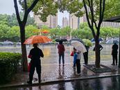 中央氣象臺發布暴雨高溫雙預警 安徽暫退出高溫群
